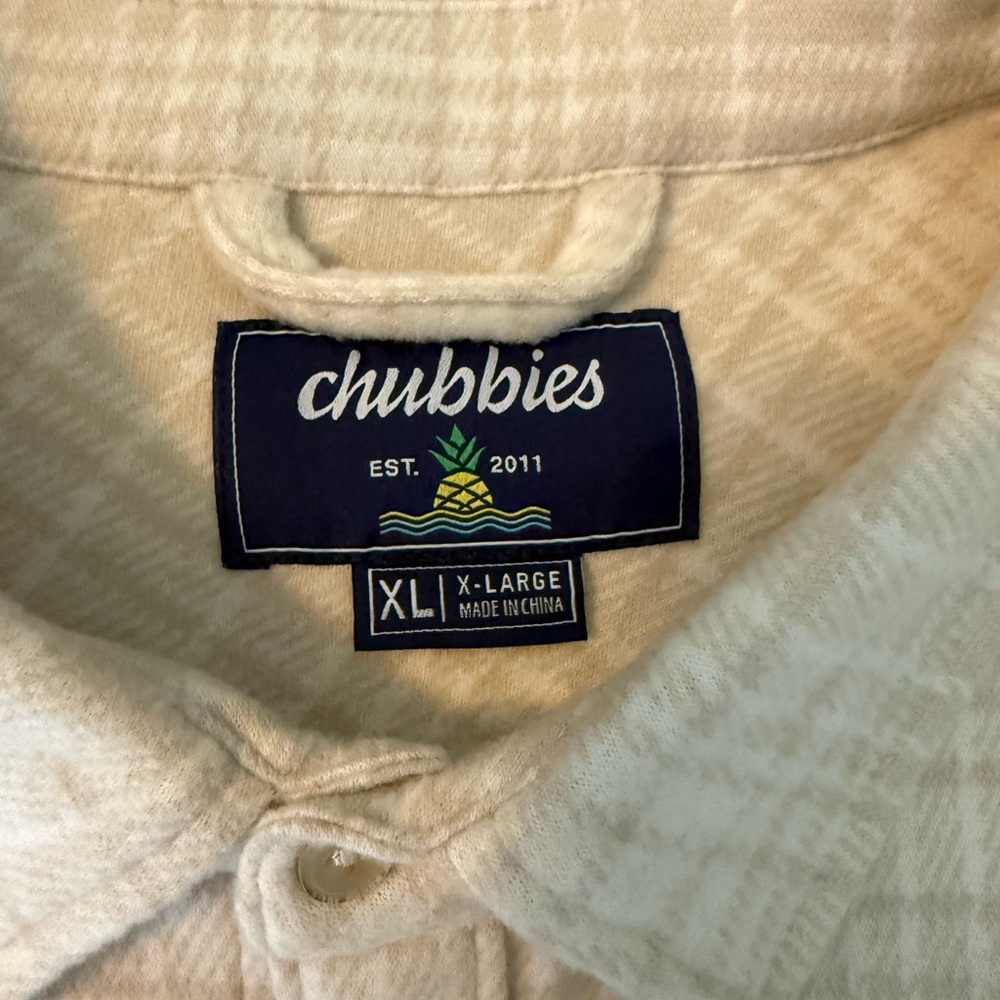 chubbies NWT Men’s XL Beige Plaid Button-Down Shirt - Picture 2 of 7